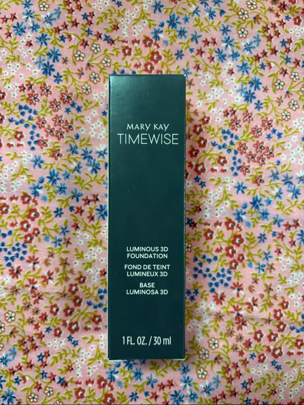 Beige W 100 - Mary Kay TimeWise Luminous 3D Foundation